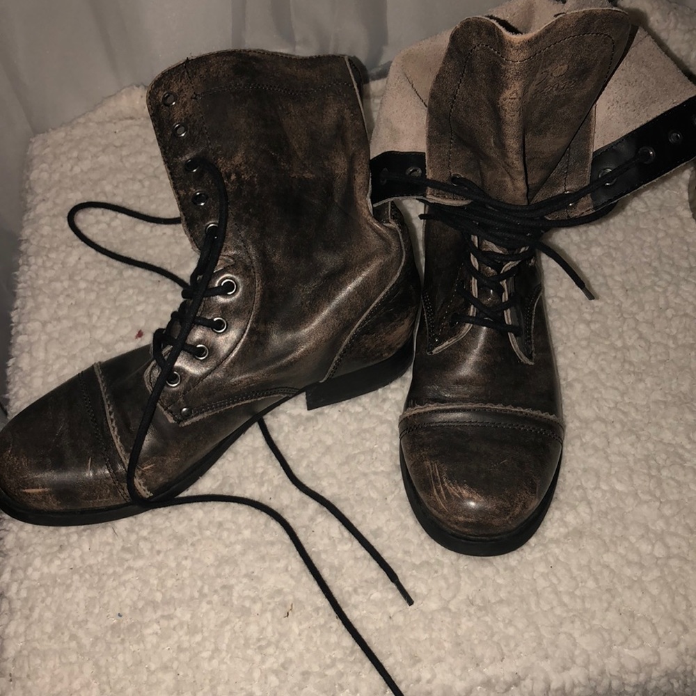 Aldo boots size 7 distressed leather